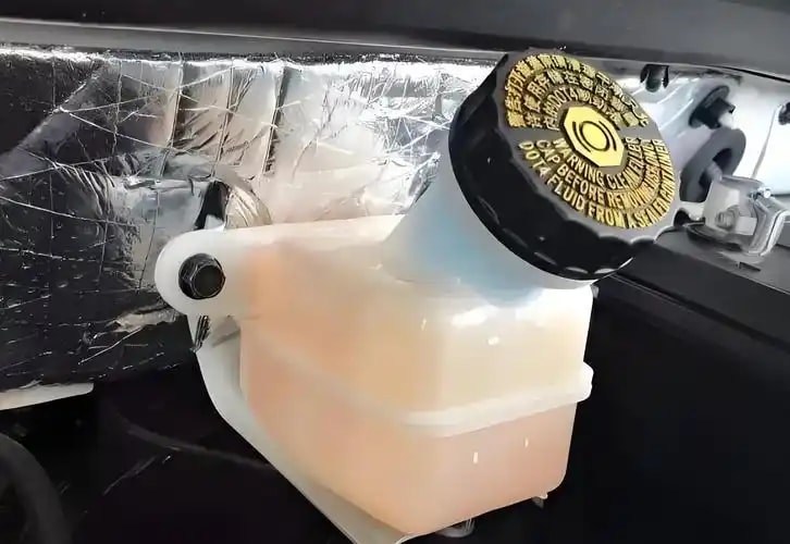 刹车油壶